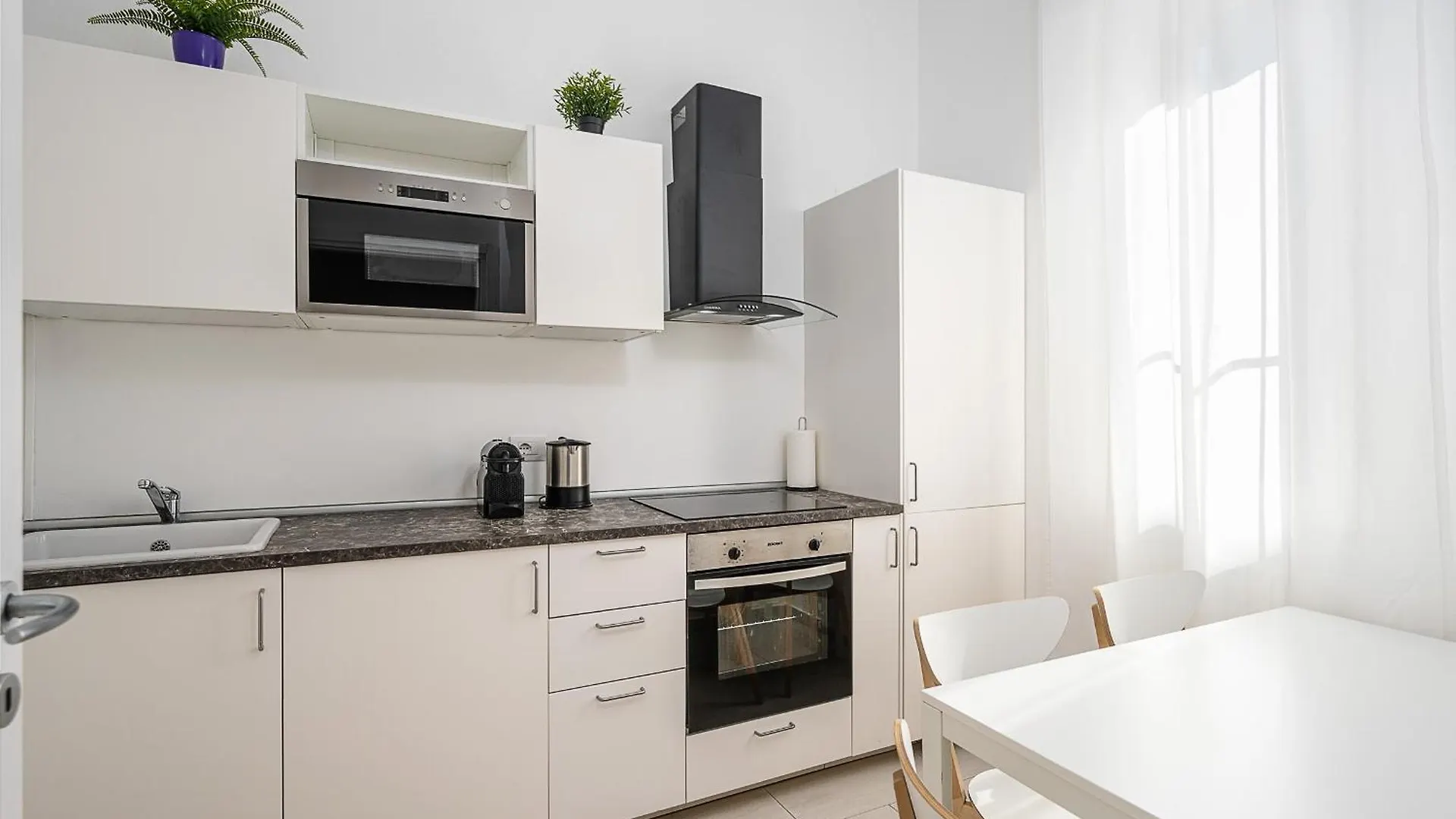 Apartment Classbnb - Ampio Appartamento A 1Km Da Citylife Milan Italy